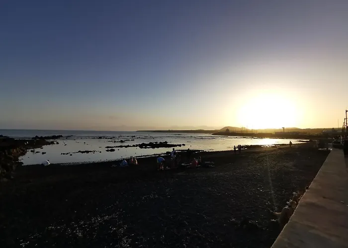 Daire Sunny With Terrace Coastal Area South