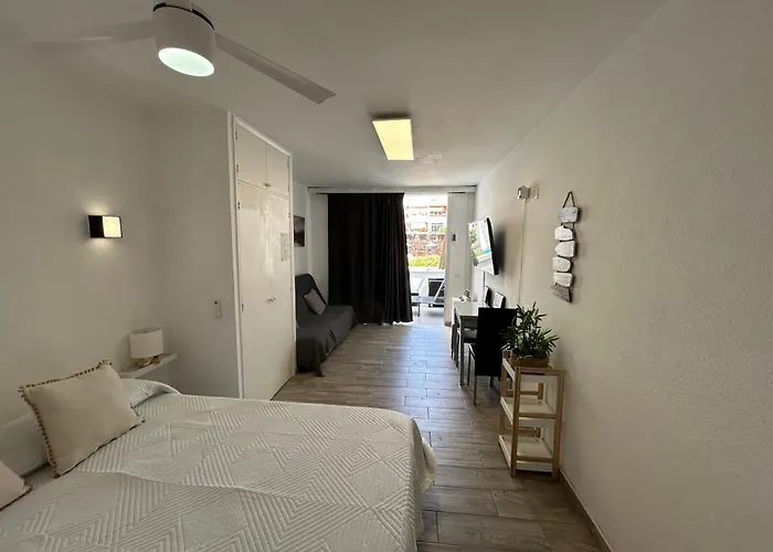 Sunny With Terrace Coastal Area South Арона